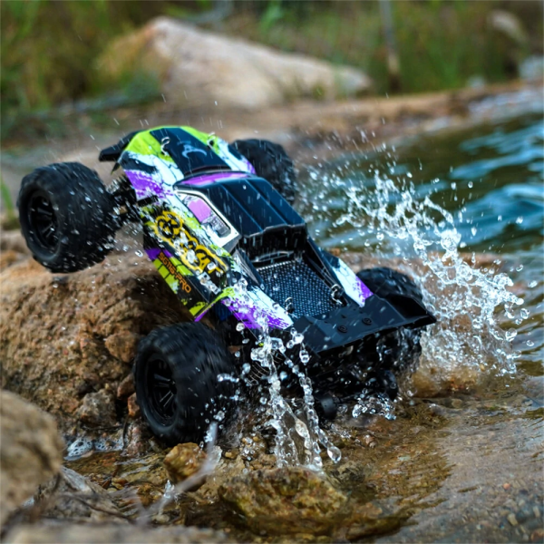 Машинка на радіокеруванні SG116 PRO 4WD 1:16 швидкісна до 40 км/год + 2 АКБ