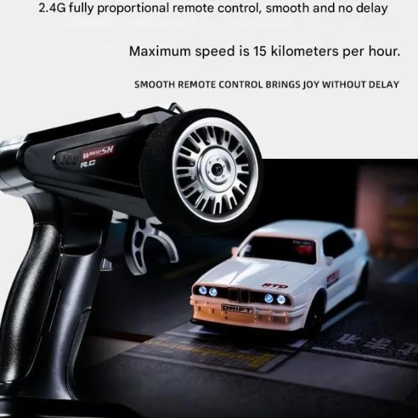 Машинка на пульті K2 Mercedes W201 Mini Drift 1:43 4WD RC дрифт авто до 15 км.