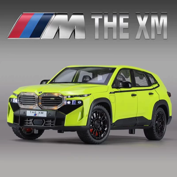 Радиоуправляемая машинка BMW XM 1:24 машинка на пульте METAL RC со светом, звуком и дымом.