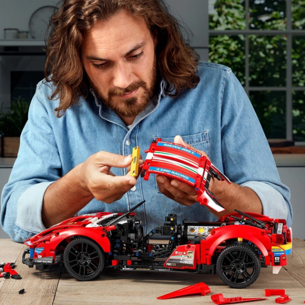 Конструктор Ferrari 488 1677 деталей у стилі LEGO Technic, спортивний автомобіль, модель суперкара, великий конструктор