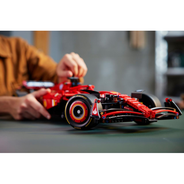 Конструктор Ferrari SF-24 F1 1362 деталей у стилі LEGO Technic, болід Формули 1, гоночний автомобіль 1:8, великий колекційний набі