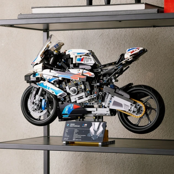 Конструктор Technic BMW M 1000RR 1920 деталей у стилі LEGO, спортивний мотоцикл 1:5, великий колекційний набір